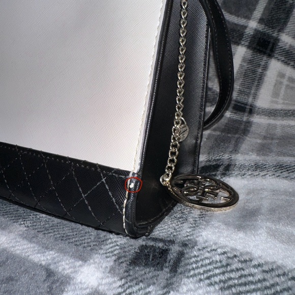 Guess Korry Status Satchel Purse Black/Multi - Picture 4 of 8